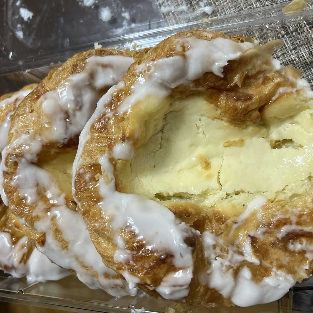 Costco Wholesale  - Cheese danish - Wholesale Stores Near Me - Hackensack, New Jersey