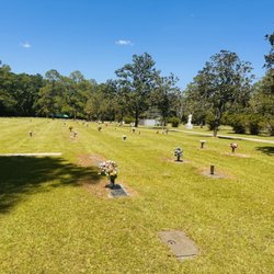 Magnolia Memorial Gardens
