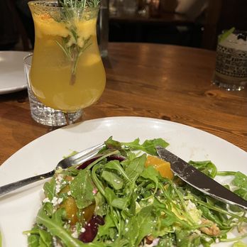 Wence's - Peach Panther cocktail and Beet Salad - New American Near Me - Pleasant Hill, California Wence's - Peach Panther cocktail and Beet Salad - New American Near Me - Pleasant Hill, California