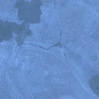 Advanced Pools - Cracks on the bottom of the pool in the shallow end. - Pool & Hot Tub Service Near Me - Hanford, California