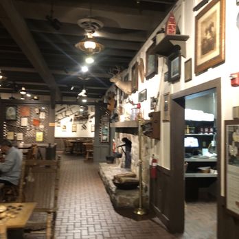Cracker Barrel Old Country Store - Breakfast & Brunch Near Me - Pembroke Pines, Florida