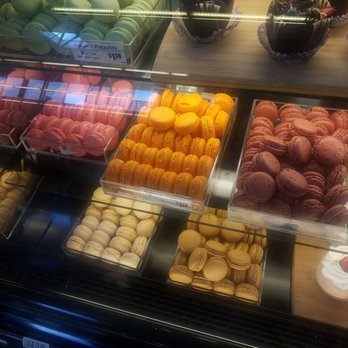 H-E-B - OMGosh!!!  They have macarons!!! - Grocery Near Me - Pearland, Texas