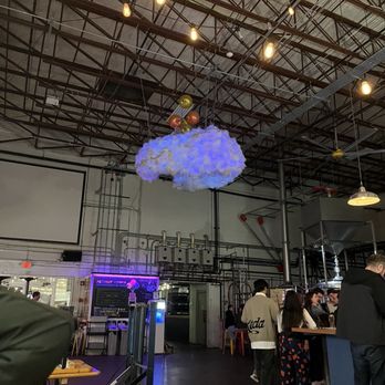 Aeronaut Brewing Company - Breweries Near Me - Somerville, Massachusetts
