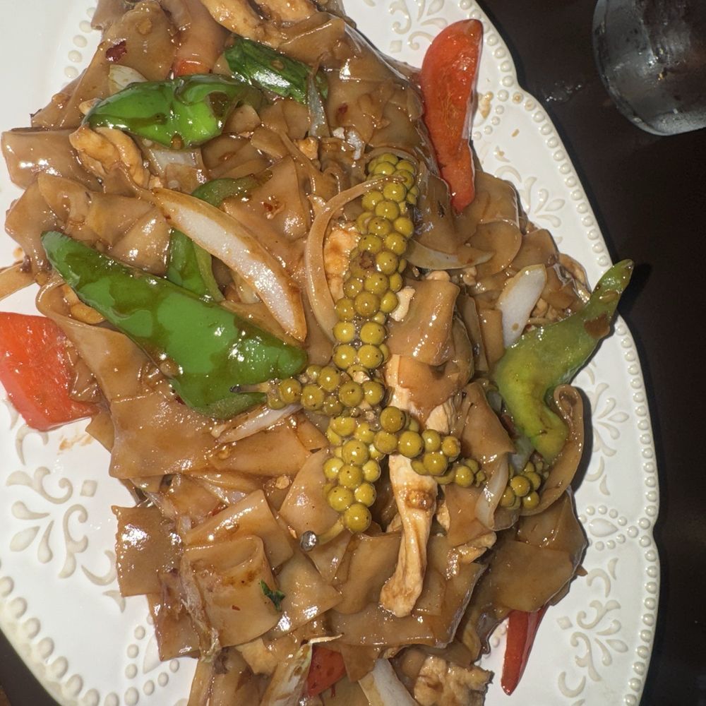 Noods Thai Noodle Soul - Drunken noodles - Thai Near Me - Orlando, Florida Noods Thai Noodle Soul - Drunken noodles - Thai Near Me - Orlando, Florida