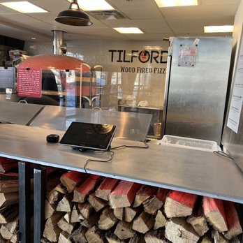 Bluebird Market - Interior - American Near Me - Silverthorne, Colorado