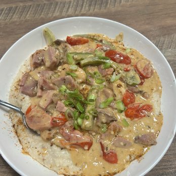 The Deep - Shrimp and grits - Seafood Near Me - Hampton, Virginia The Deep - Shrimp and grits - Seafood Near Me - Hampton, Virginia