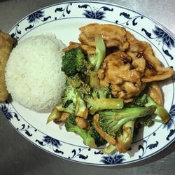 Yi Kitchen