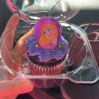 Talerico Bakery - Mini cupcake!!! Sooooo delicious!! And cute for the kids!! - Bakeries Near Me - Summit Argo, Illinois Talerico Bakery - Mini cupcake!!! Sooooo delicious!! And cute for the kids!! - Bakeries Near Me - Summit Argo, Illinois