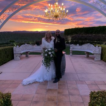 Villa de Amore - Garden Sunset - Venues & Event Spaces Near Me - Temecula, California
