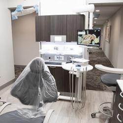 Cedar Spring Family Dentistry - Dental inspections and treatments.