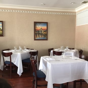 Cielo Restaurant - tables and chairs with white tablecloths - Italian Near Me - Staten Island, New York