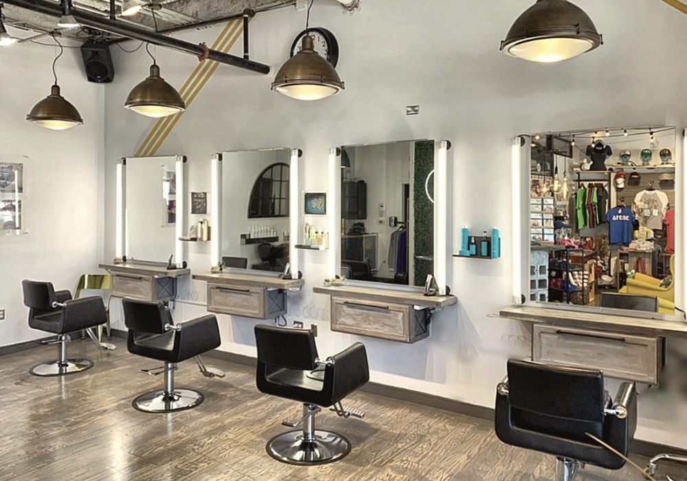 Union 16 Salon + Market Logo