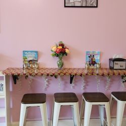 Kente Cones - Counter seating