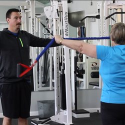 Live Good Fitness - Mac Demonstrating Proper Form
