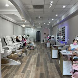 Pink Me Up Brazilian Nail Salon