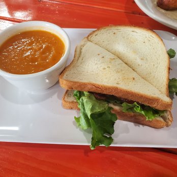 Stoney’s Munchie Bar - 20191109 BLT - New American Near Me - Dayton, Ohio
