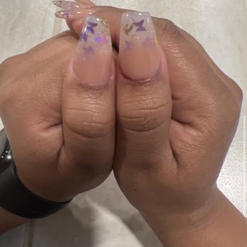 Apika Beauty Studio - Uneven nail sizes - Nail Salons Near Me - Greenacres, Florida Apika Beauty Studio - Uneven nail sizes - Nail Salons Near Me - Greenacres, Florida
