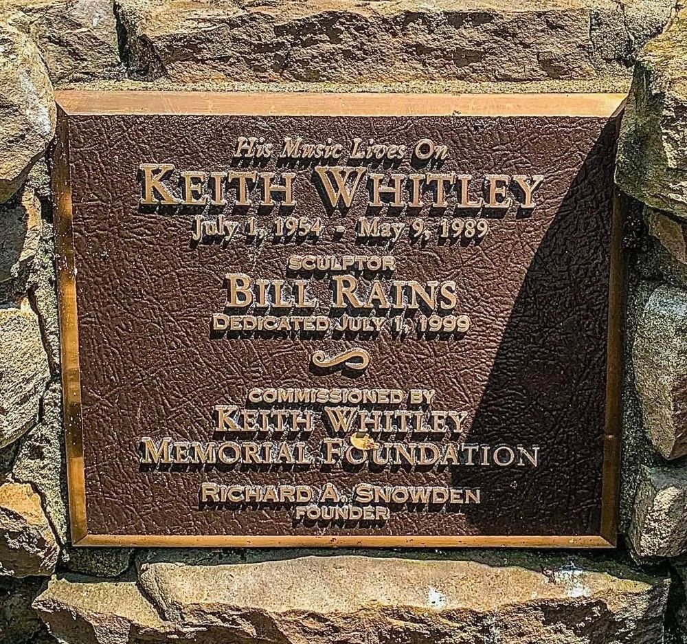 KEITH WHITLEY STATUE Updated September 2024 KY7, Sandy Hook