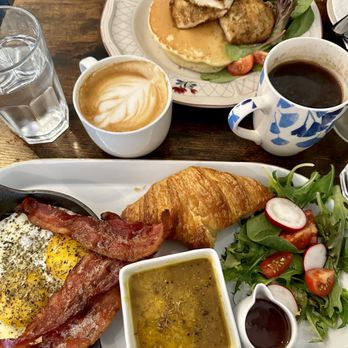 The Arch Café - Bacon, croissant, pancake, lentil soup - Breakfast & Brunch Near Me - Toronto, Ontario