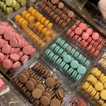 Ladurée - Macarons - Macarons Near Me - Paris, 75 Ladurée - Macarons - Macarons Near Me - Paris, 75