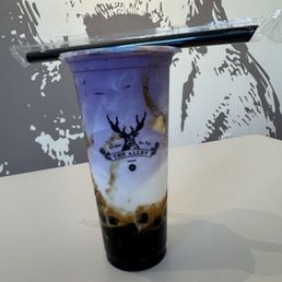 Ube Brown Sugar Deerioca Crème Brulee Milk (Boba Included) Ube Brown Sugar Deerioca Crème Brulee Milk (Boba Included)