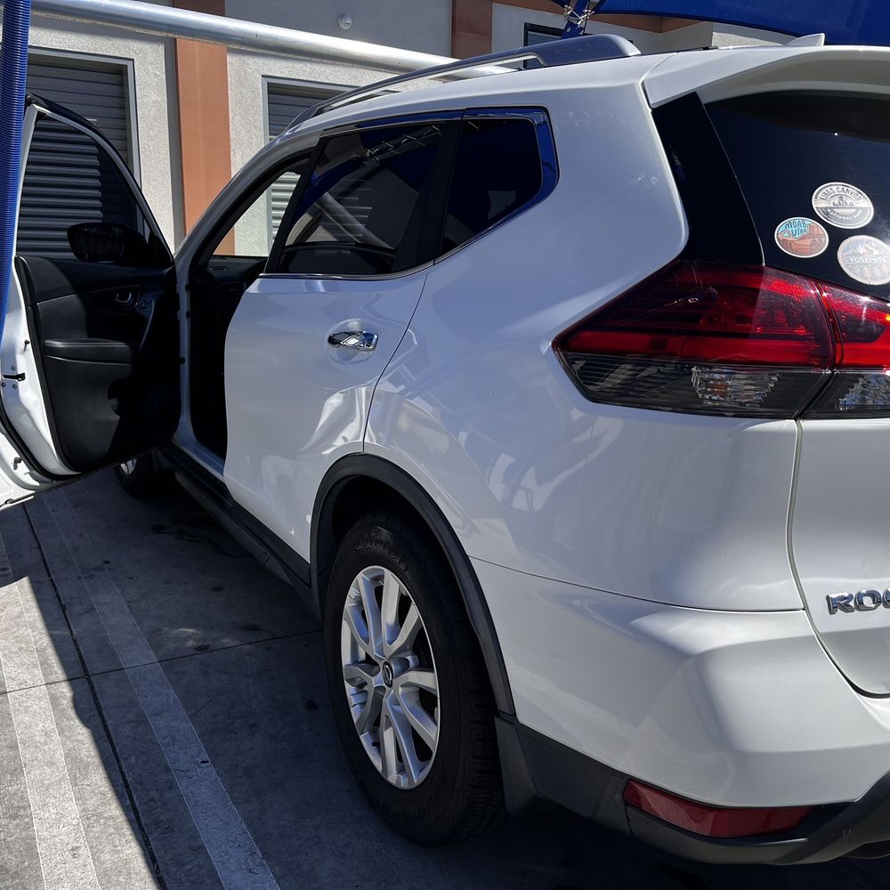 Zaroo Express Car Wash - Clean car - Car Wash Near Me - Whittier, California Zaroo Express Car Wash - Clean car - Car Wash Near Me - Whittier, California