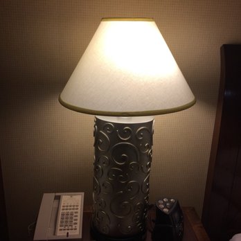 DoubleTree by Hilton Hotel Modesto - Crooked lamp - Hotels Near Me - Modesto, California DoubleTree by Hilton Hotel Modesto - Crooked lamp - Hotels Near Me - Modesto, California