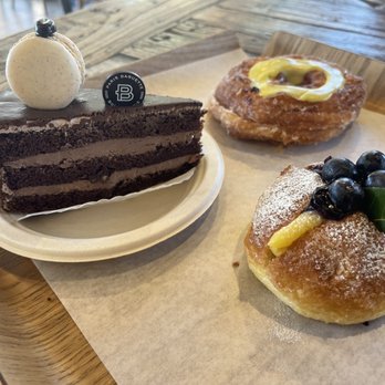 Paris Baguette - Coffee & Tea Near Me - San Jose, California Paris Baguette - Coffee & Tea Near Me - San Jose, California