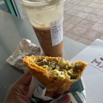 Starbucks - Southwest Veggie w/ Sriracha Hot Sauce & Pumpkin Cream Cold Brew - Coffee & Tea Near Me - Independence, Ohio Starbucks - Southwest Veggie w/ Sriracha Hot Sauce & Pumpkin Cream Cold Brew - Coffee & Tea Near Me - Independence, Ohio