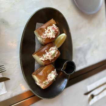 Glass Kitchen - lobster roll - Breakfast & Brunch Near Me - Markham, Ontario
