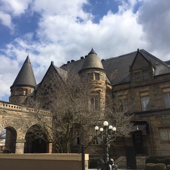 Buhl Mansion Guesthouse & Spa - Exterior - Venues & Event Spaces Near Me - Sharon, Pennsylvania
