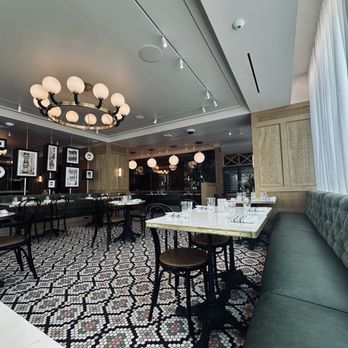 Bistro Du Jour - Inside - French Near Me - Washington, DC, District of Columbia