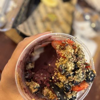 Better Buzz Coffee - Fullerton - Deluxe OG Acai BowL 08.25.25 - Coffee & Tea Near Me - Fullerton, California