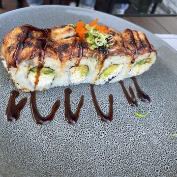 Asahi Sushi - Baked Salmon Roll 10/10 - Sushi Bars Near Me - Granada Hills, California
