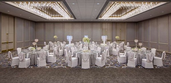 DoubleTree by Hilton Hotel Houston - Greenway Plaza by null