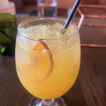 Dukos Pizza Bar - Mocktail - Pizza Near Me - Nashville, Tennessee Dukos Pizza Bar - Mocktail - Pizza Near Me - Nashville, Tennessee
