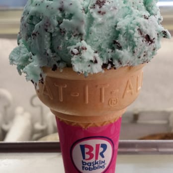 Baskin Robbins - Ohhh baby. A scoop of mint chip. - Ice Cream & Frozen Yogurt Near Me - Emeryville, California Baskin Robbins - Ohhh baby. A scoop of mint chip. - Ice Cream & Frozen Yogurt Near Me - Emeryville, California