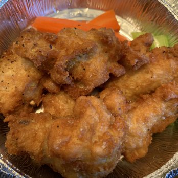 Straw Hat Pizza Grille - Lemon pepper chicken wings - Pizza Near Me - Milpitas, California Straw Hat Pizza Grille - Lemon pepper chicken wings - Pizza Near Me - Milpitas, California