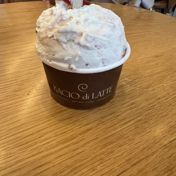 Bacio Di Latte - Strawberry Cheesecake - Gelato Near Me - Irvine, California