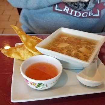 Thai Lanna Restaurant - Soup and wonton - Thai Near Me - Avon, Indiana Thai Lanna Restaurant - Soup and wonton - Thai Near Me - Avon, Indiana
