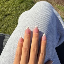 Pretty Nails & Spa