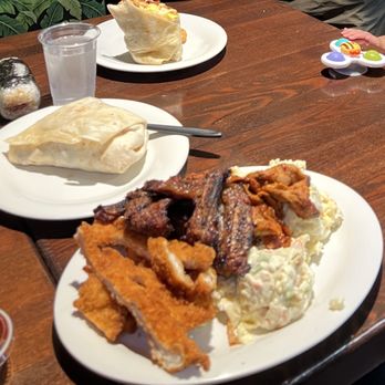 Da Luau Hawaiian Grill - Breakfast burrito and combo plate - Hawaiian Near Me - Irvine, California