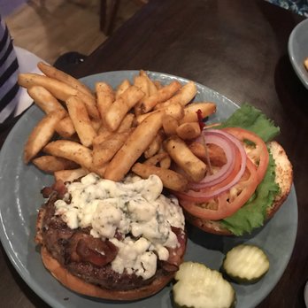 Fred's Tavern - Bleu Cheese Burger - Bars Near Me - Stone Harbor, New Jersey