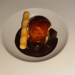 Zarate - Browni con bola de helado