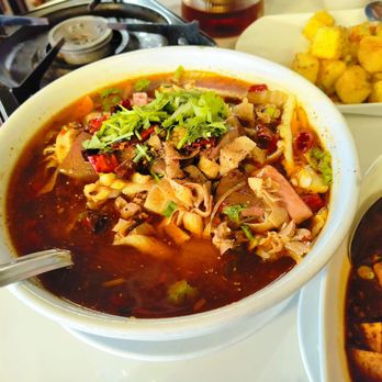 Long Gong Restaurant - Spicy mixed pot 毛血旺 - Chinese Near Me - Miami, Florida