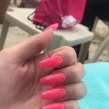 Ivy Nails - Nail Salons Near Me - Brooklyn Park, Minnesota