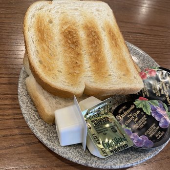 Lake St Cafe - Addison - Sourdough toast - Breakfast & Brunch Near Me - Addison, Illinois