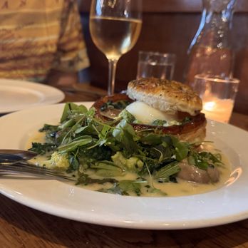 L'Oursin - Vol au vent with a perfectly paired glass of wine! - French Near Me - Seattle, Washington L'Oursin - Vol au vent with a perfectly paired glass of wine! - French Near Me - Seattle, Washington