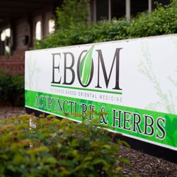 Chinese Acupuncture & Herbs - EBOM Clinic at Omaha - Signage