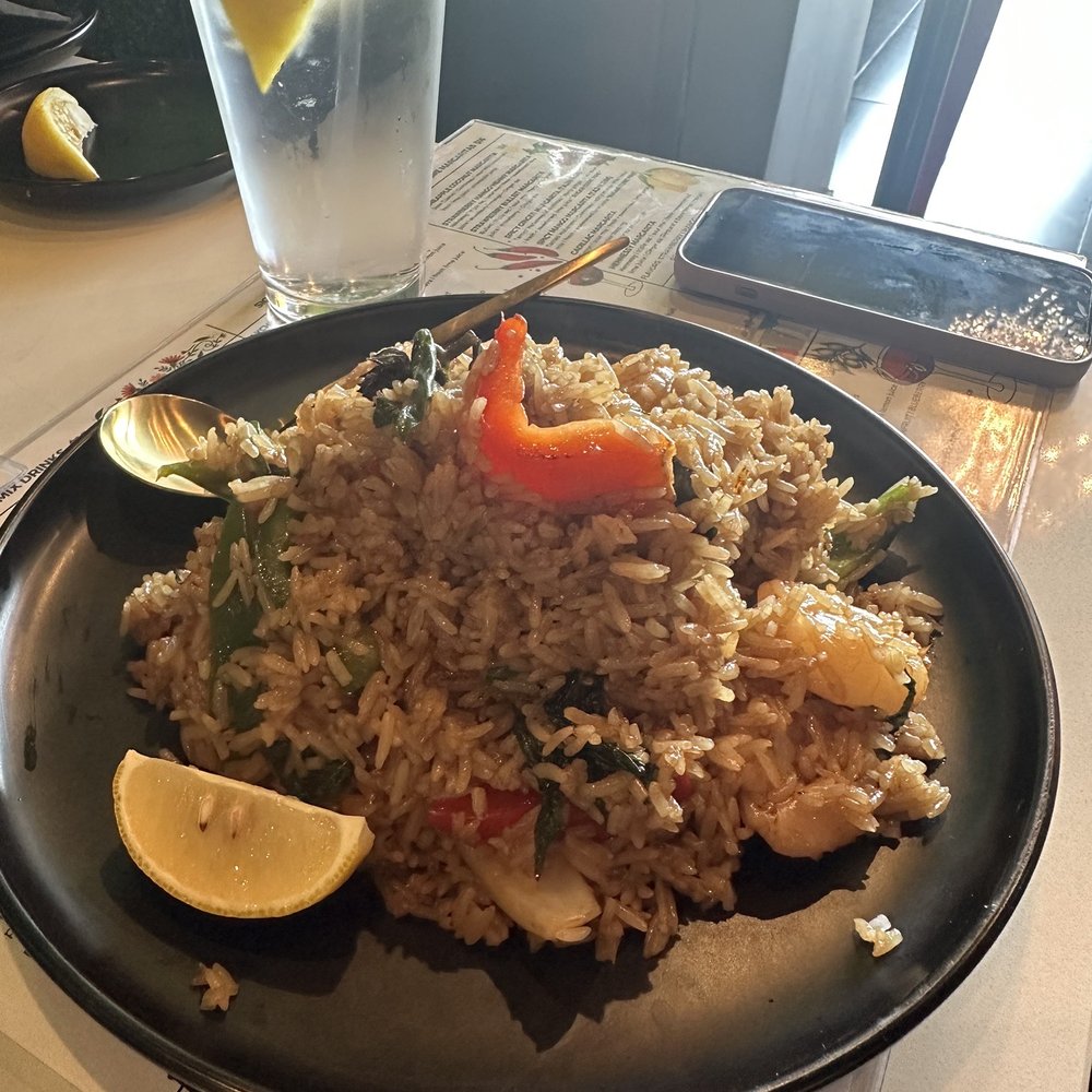 Linjee Thai - Basil fried rice with shrimp - Thai Near Me - Alexandria, Virginia Linjee Thai - Basil fried rice with shrimp - Thai Near Me - Alexandria, Virginia